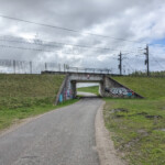 Spoorwegviaduct over de Schellerdijk.