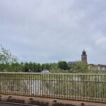 Zicht op Deventer vanaf de spoorbrug.